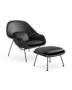 Poltrona Womb Chair com Puff Base Preta Sintético Preto